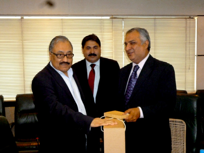 Visit of Mr. Asif Arif, Commissioner SECP to PRCL (26 Dec 2012)